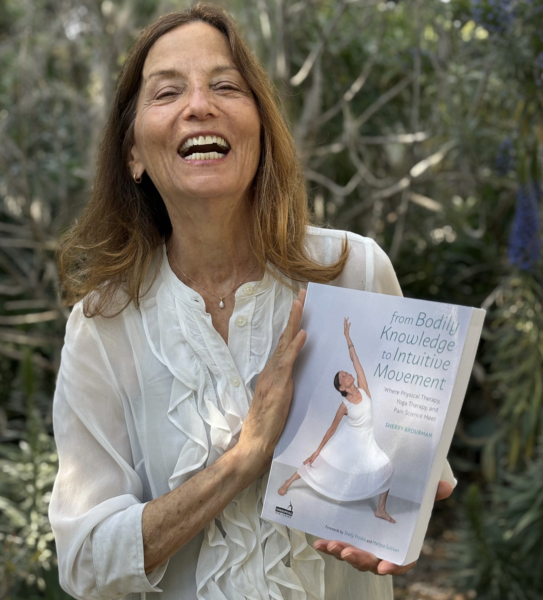 From Bodily Knowledge to Intuitive Movement: Where Physical Therapy, Yoga Therapy and Pain Science Meet